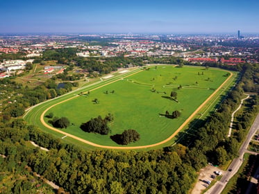 Park linearny wokół Wrocławskiego Toru Wyścigów Konnych